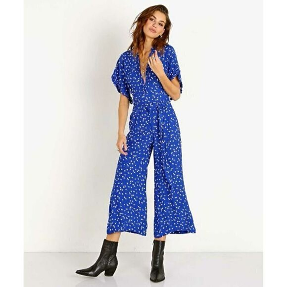 Faithfull the brand The Villa Jumpsuit in Cobalt Betina Blue - Picture 3 of 16